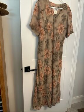 August Max Brown Tan Sheath Midi Dress